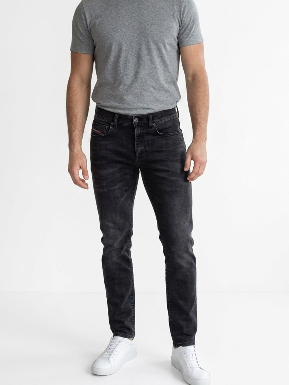 Diesel D-STRUKT Tapered Stretch Black Jeans 30x32